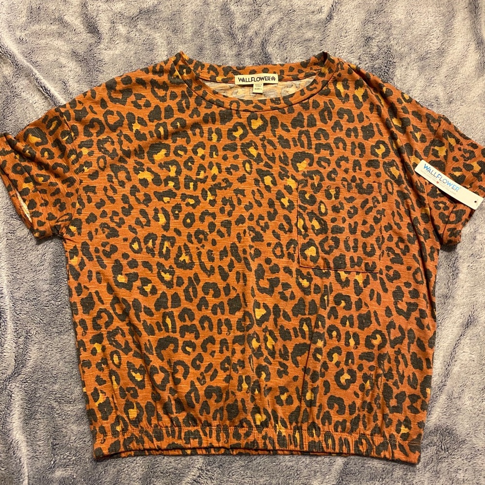 Wallflower Rustic Orange Leopard T-shirt, L